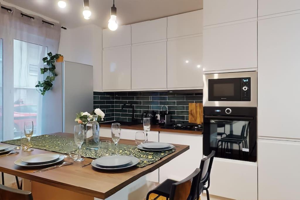 8 Personnes - 4 Rooms - 2 Salle De Bain - Metro 7 & 14 - Porte Italie - Private Car Park- Wifi Le Kremlin-Bicetre Exterior photo