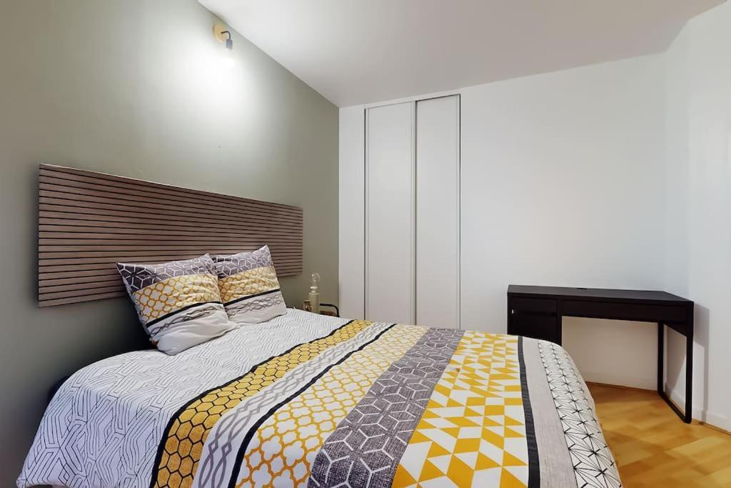 8 Personnes - 4 Rooms - 2 Salle De Bain - Metro 7 & 14 - Porte Italie - Private Car Park- Wifi Le Kremlin-Bicetre Exterior photo